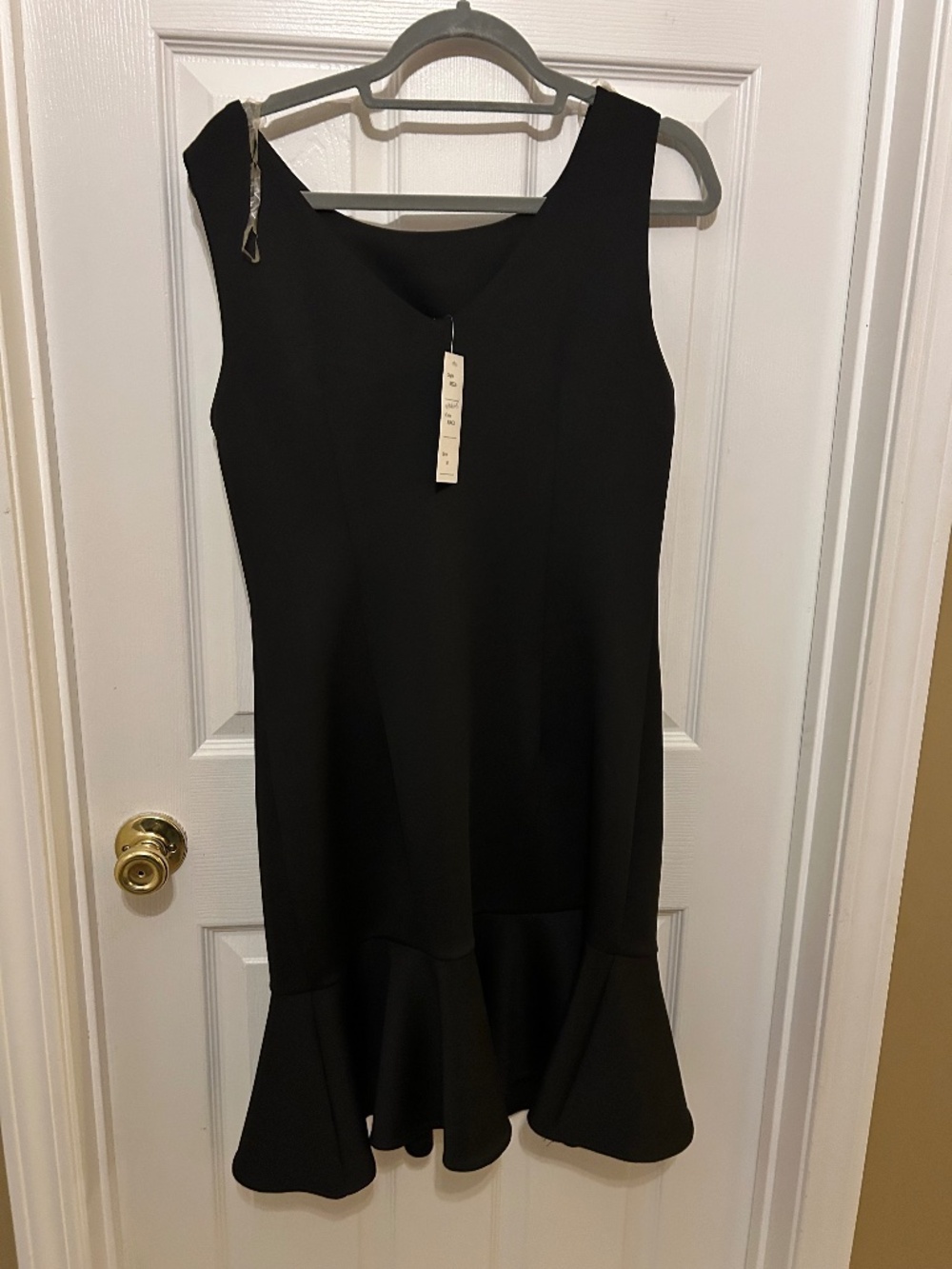Spense simple black dress size 8